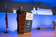 ECONOMIA-PLATEADA-192-scaled